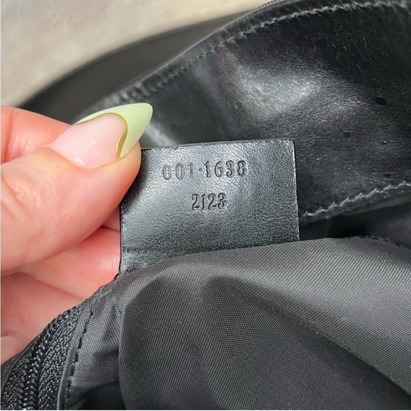 Gucci Bamboo Black Nylon Vintage 2-Way Shoulder Bag - Picture 16 of 16